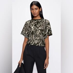 Ted Baker Veria Zebra Print Short Sleeve Shirt Size 10/12